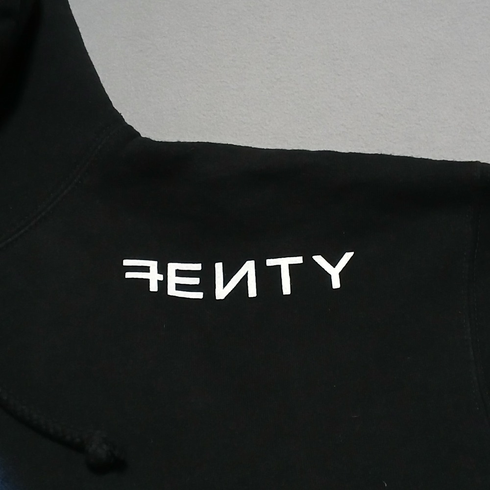 Fenty Mitchell &‎ Ness Super Bowl LVII Icon Pullover Hoodie Size L Rihanna - Picture 7 of 10